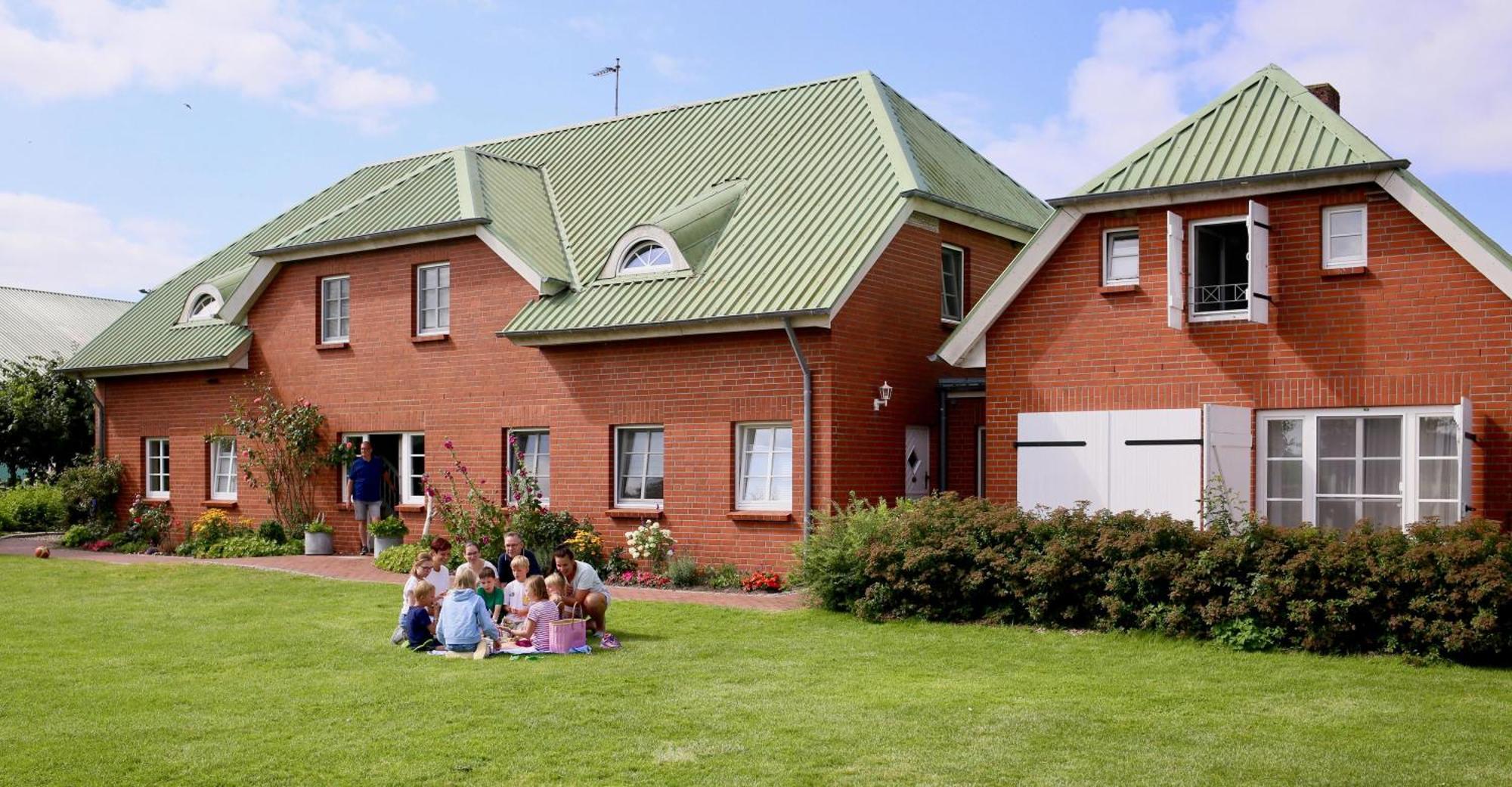 Nordsee Bauernhof Familie Wulff Fewo "Suedfall" Reussenkoge Exterior photo